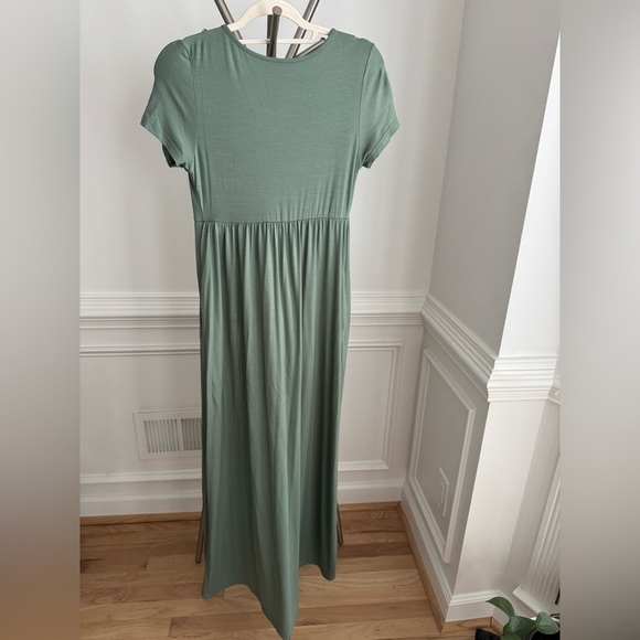 Maternity Sage Green Maxi Dress, Baby Shower Size Small - Picture 7 of 8